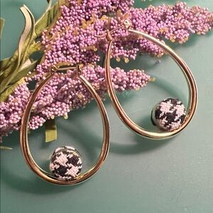 Fashion hoop earrings